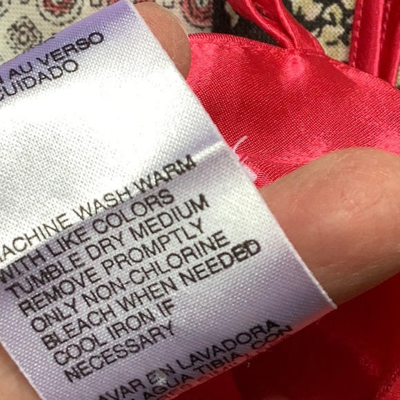 Victoria,s Secret short nightgown dark pink NWOT - Picture 5 of 6